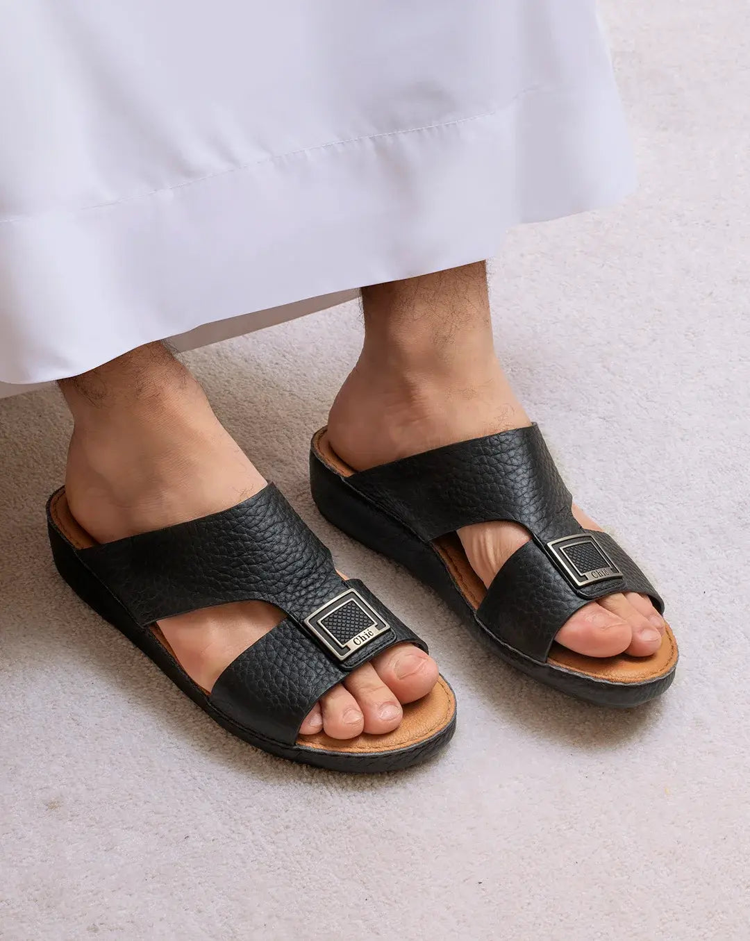 Chic Modern Arabic Slippers
