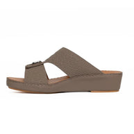 صنادل عربية من الجلد الطبيعي