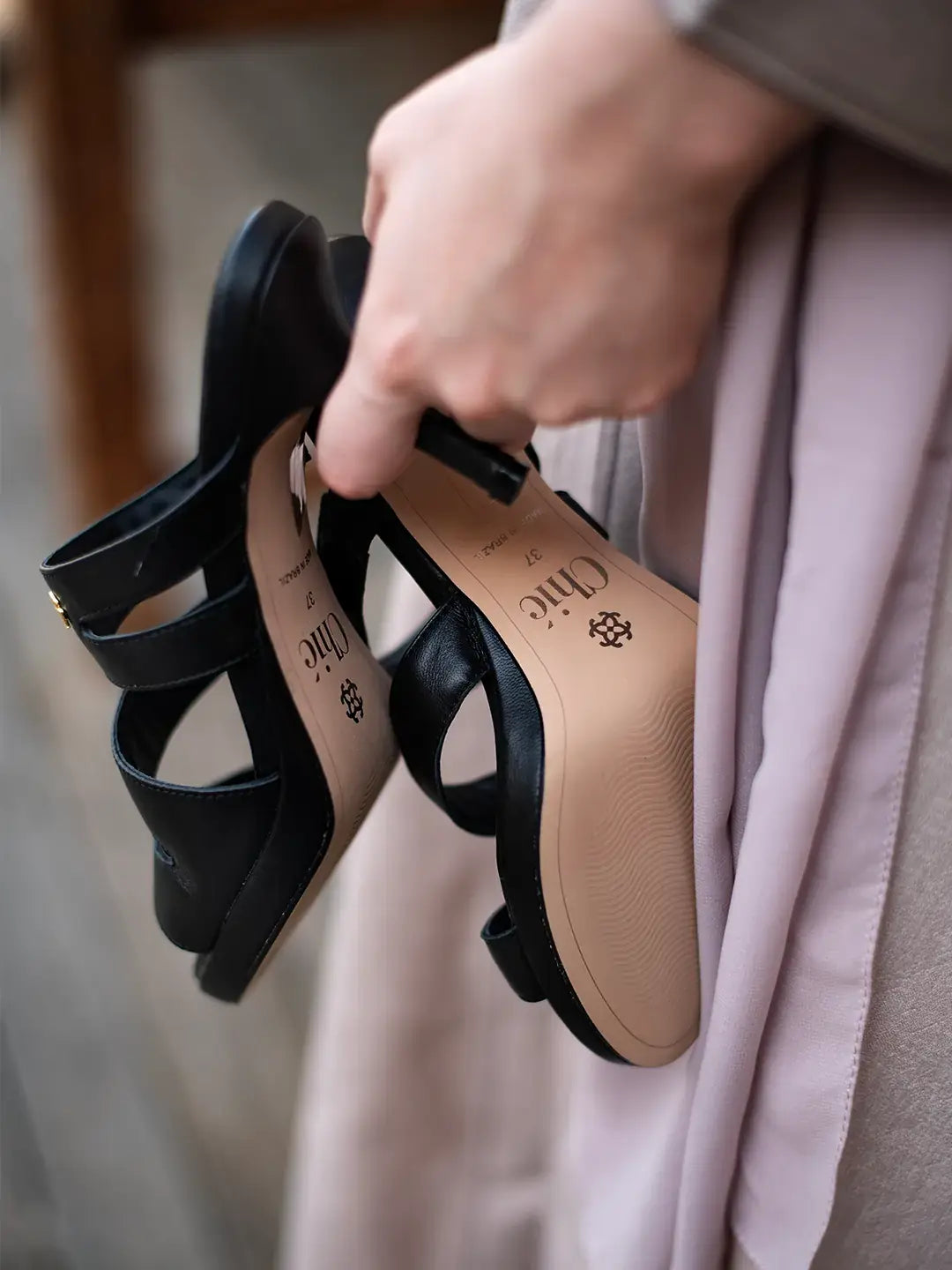 Chic Platform Heel in Soft Leather