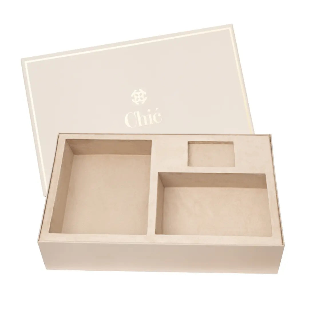 #chic-gift-box