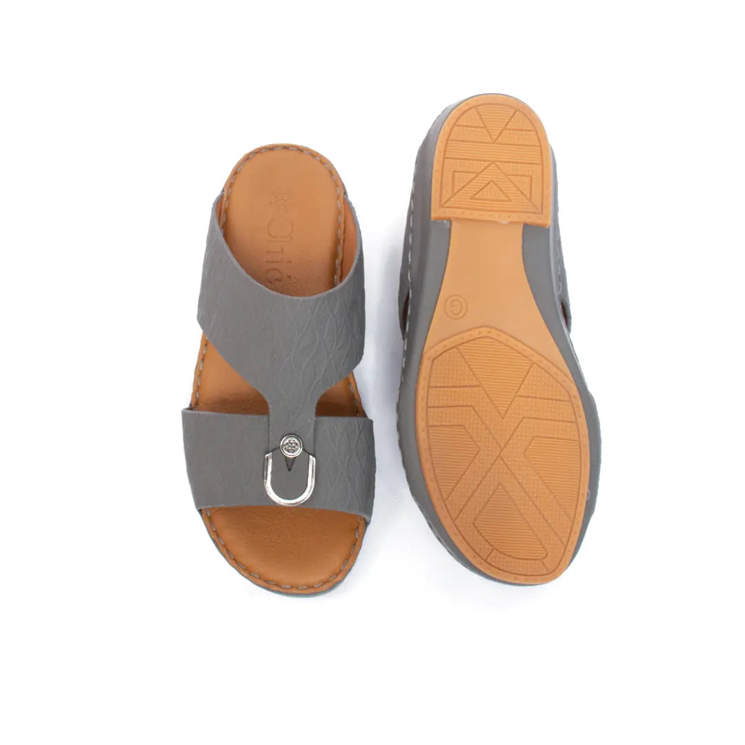 Kids-Genuine-Calf-Leather-Arabic-Slippers-in-Rubber-Finish