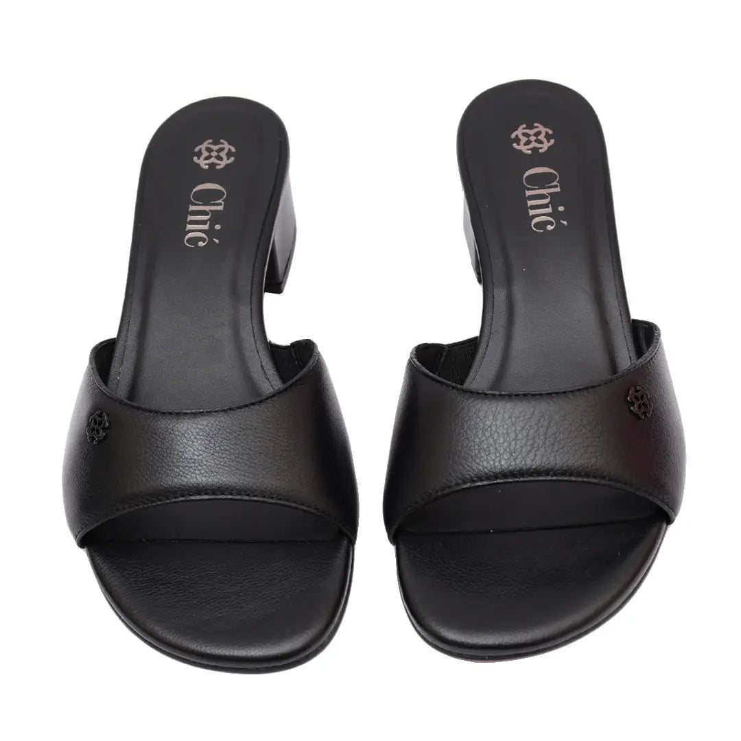 Brooke Classic Low Block Heel