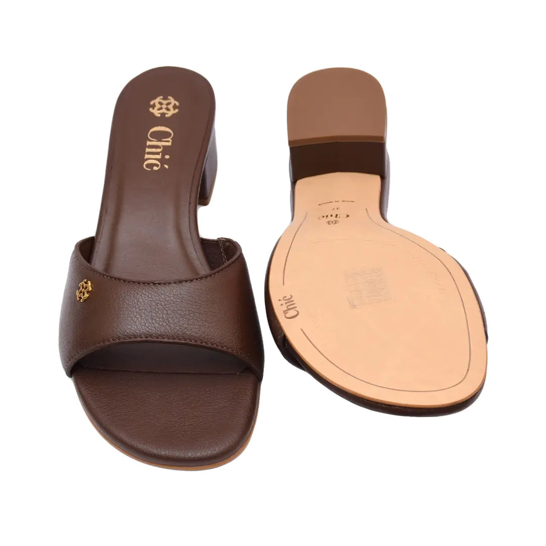 Brooke Classic Low Block Heel