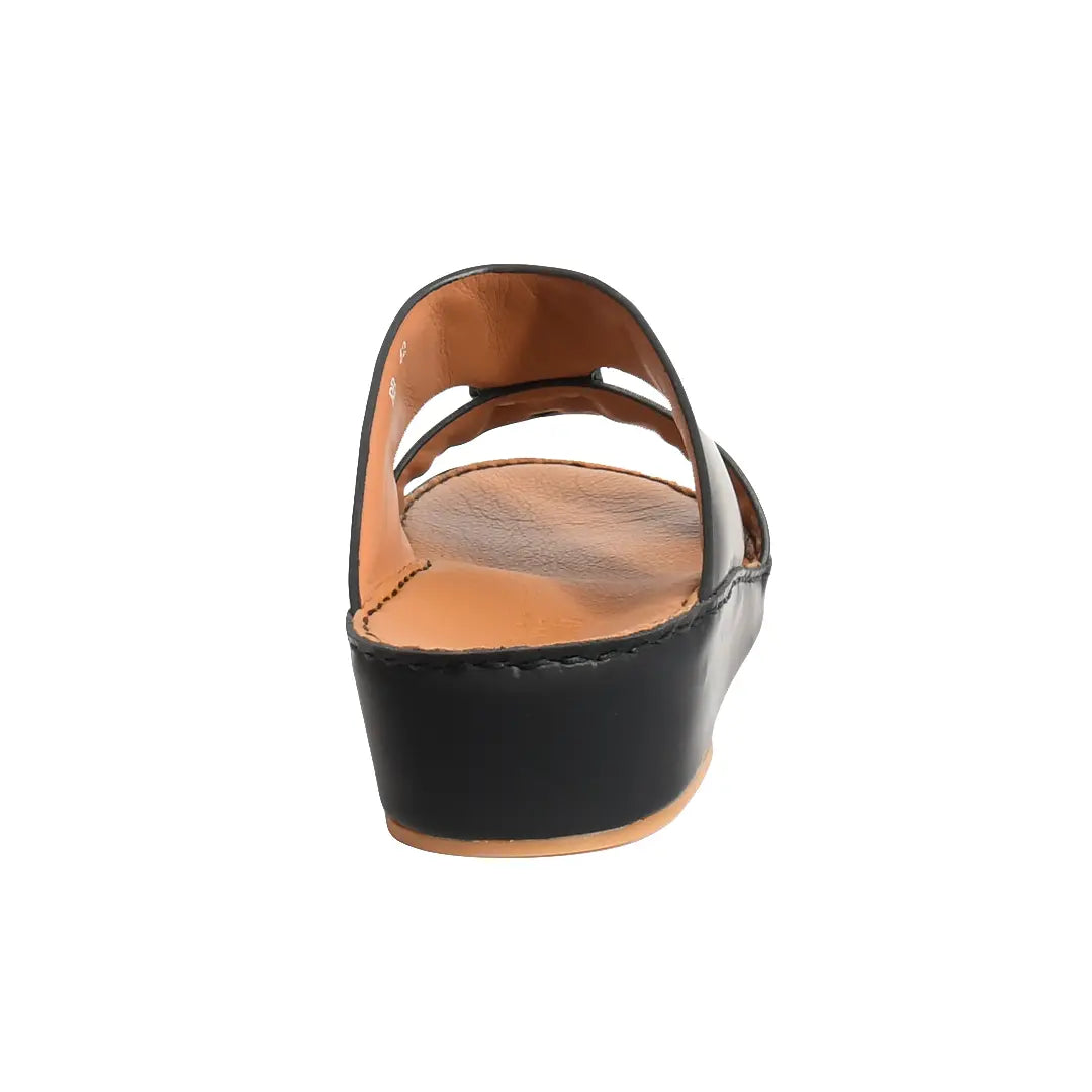 Premium Nappa Leather with Rubber Finish