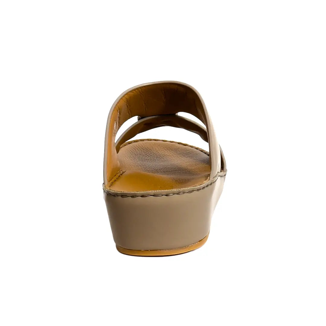 Premium Nappa Leather with Rubber Finish