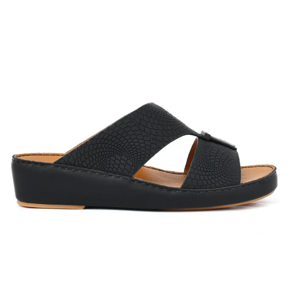 Classic Leather Arabic Slipper With Embossed Pattern