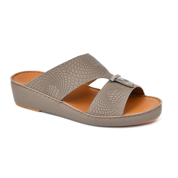 Classic Leather Arabic Slipper With Embossed Pattern