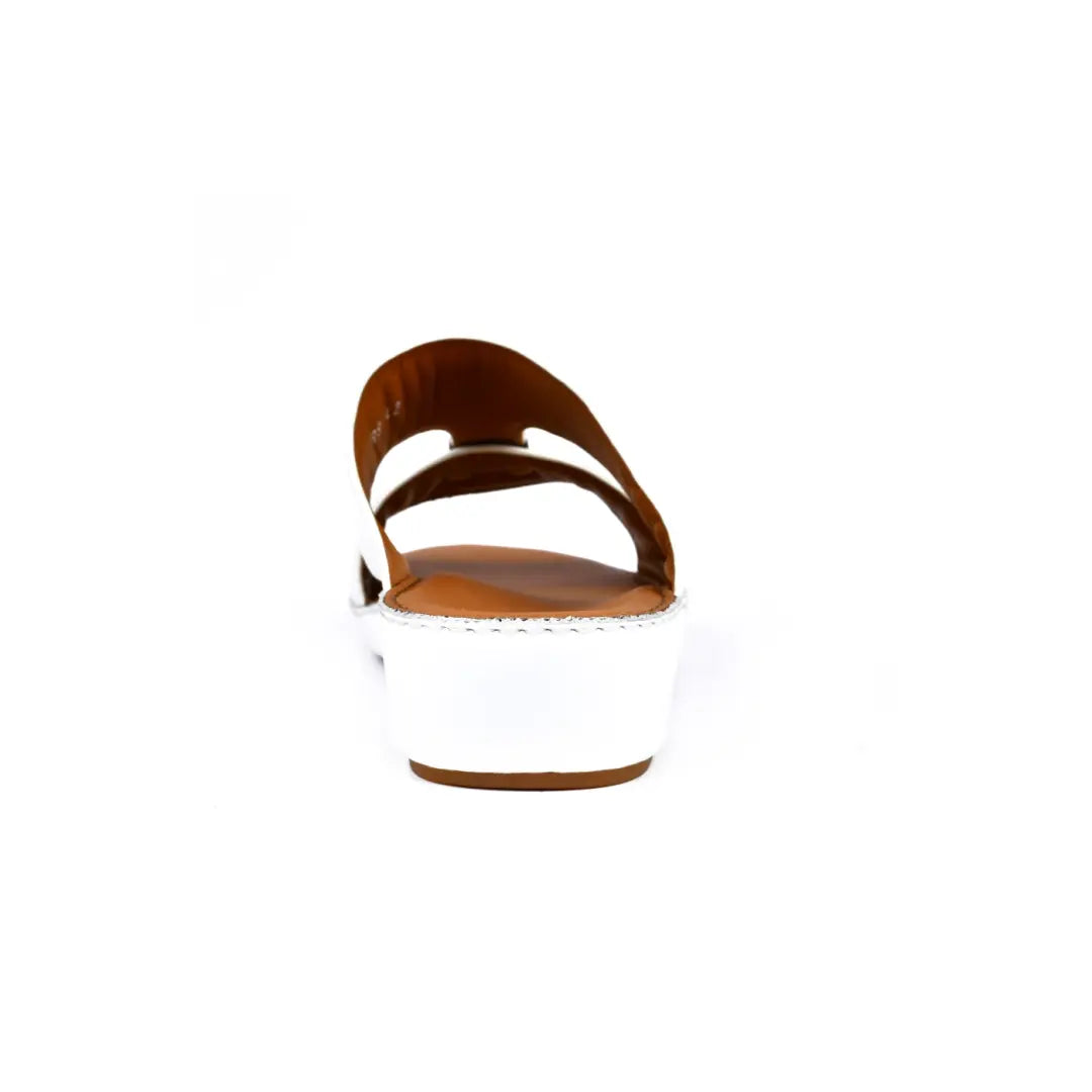 Soft Leather Arabic Sandals 2