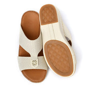 Chic Diamond Pattern Rubber Finish Arabic Sandals