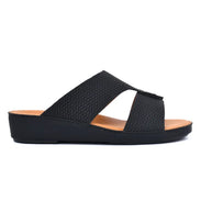 Chic Diamond Pattern Rubber Finish Arabic Sandals