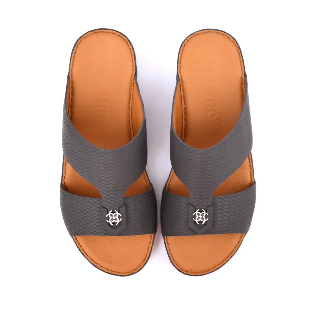 Chic Diamond Pattern Rubber Finish Arabic Sandals