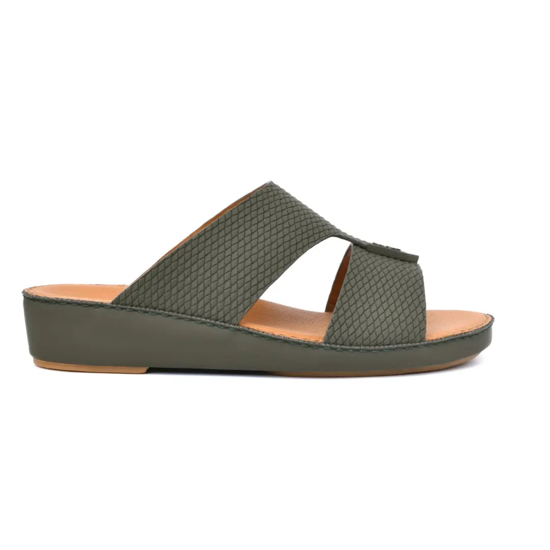 Chic Diamond Pattern Rubber Finish Arabic Sandals