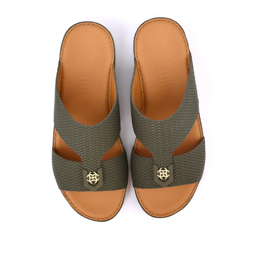 Chic Diamond Pattern Rubber Finish Arabic Sandals