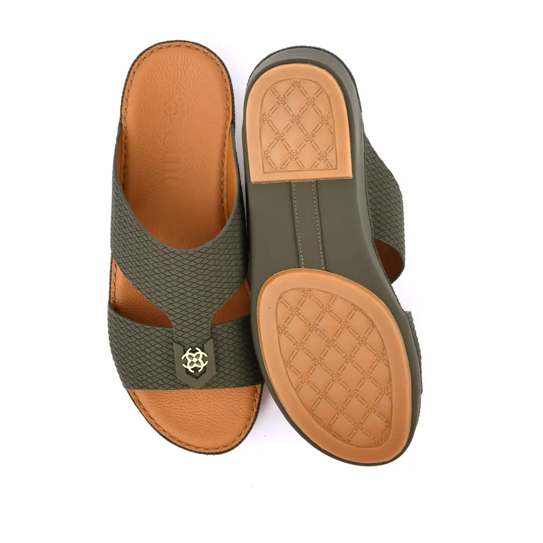 Chic Diamond Pattern Rubber Finish Arabic Sandals