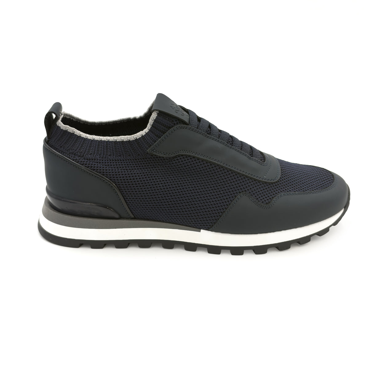 Stylish Casual Shoes For Men By Chic